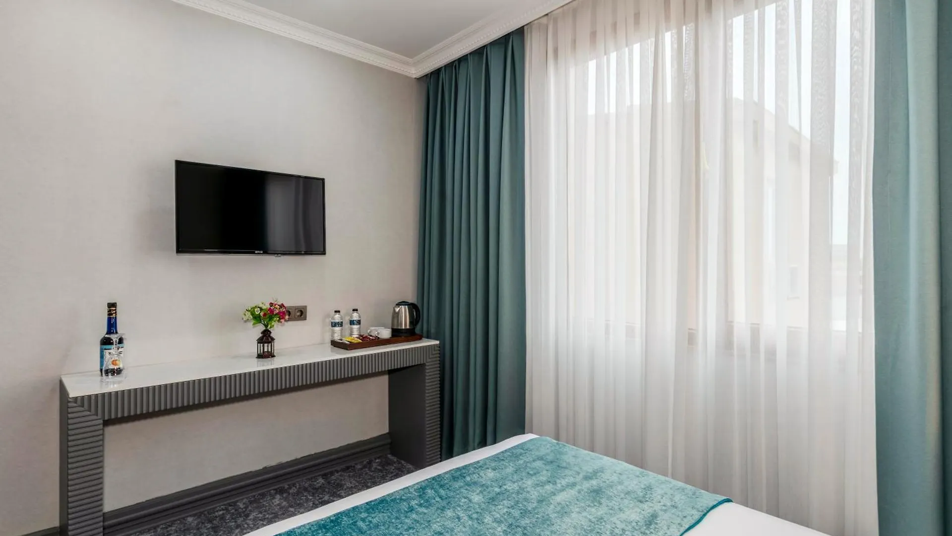Tilia Hotel Istanbul 4*,