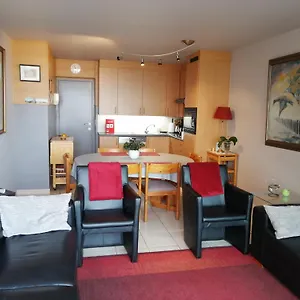Appartement Met Zeezicht Max 6 P Ostende