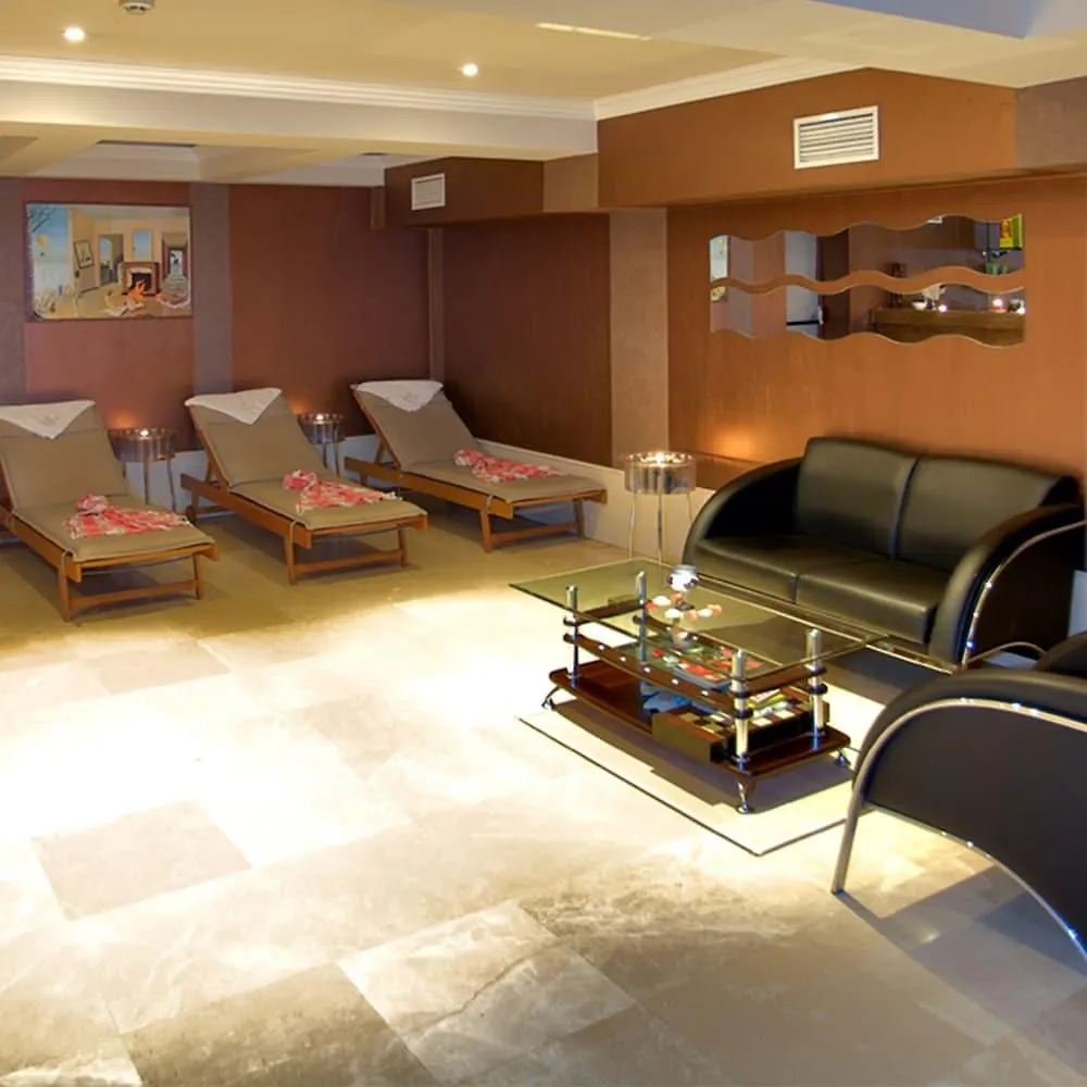 Tilia Hotel Istanbul 4*,